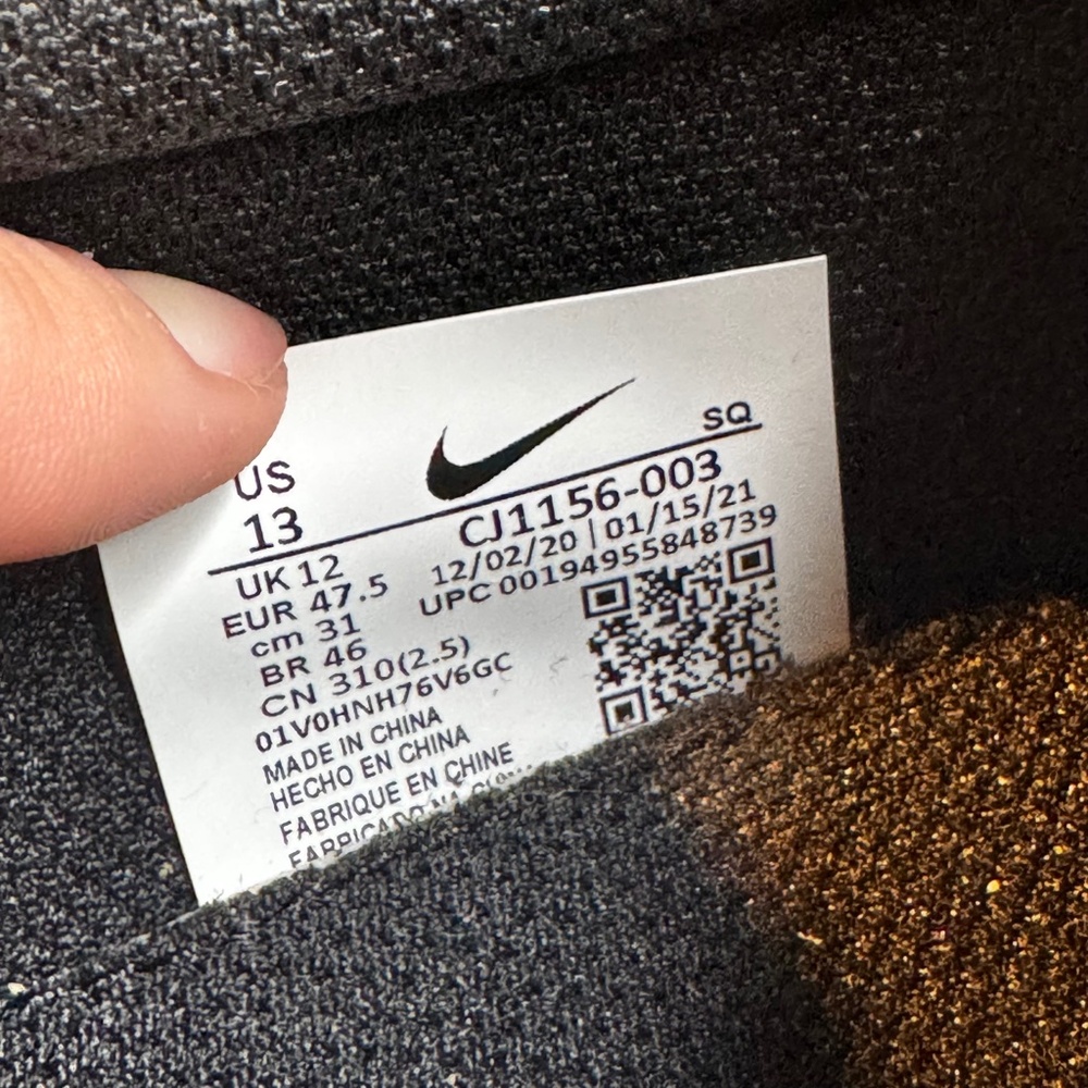 Nike - Picture 6 of 6